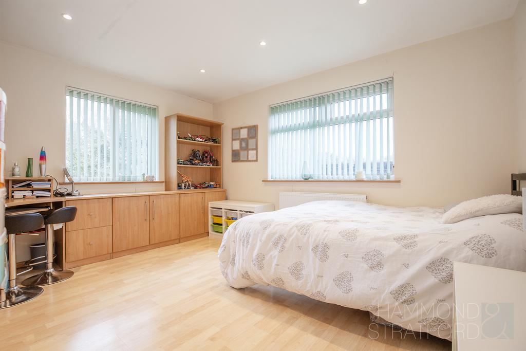 Bedroom/Study