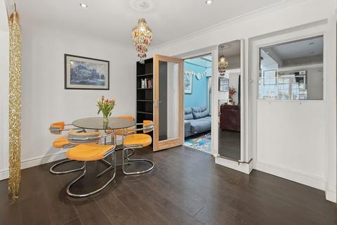 2 bedroom terraced house for sale, North Gardens, Brighton, BN1