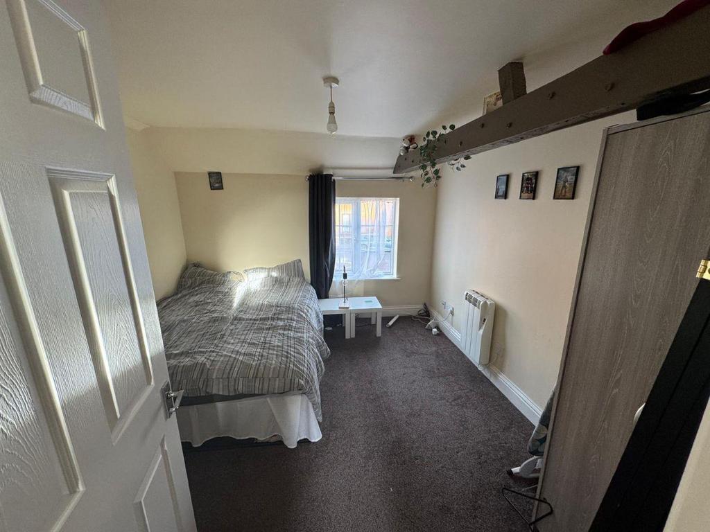 Bedroom.jpg