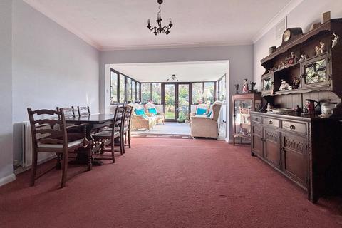 4 bedroom detached house for sale, Kenwood Drive, Beckenham, BR3