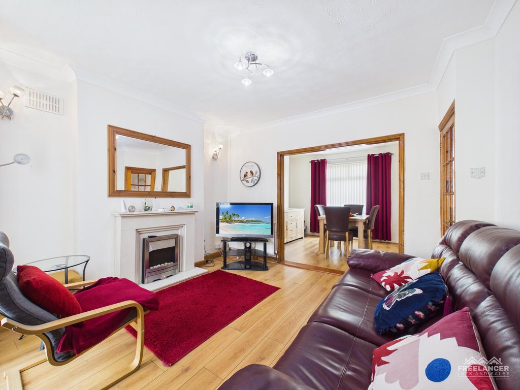 Living room diner