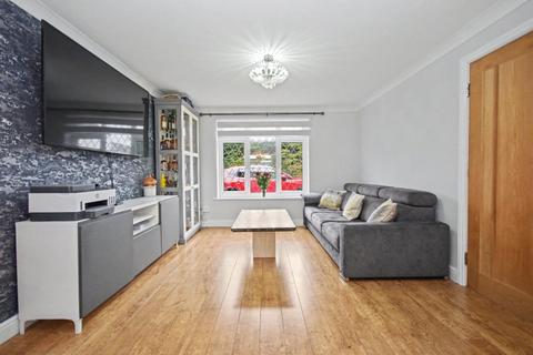 3 bedroom detached house for sale, Alverthorpe Road, Wakefield, West Yorkshire