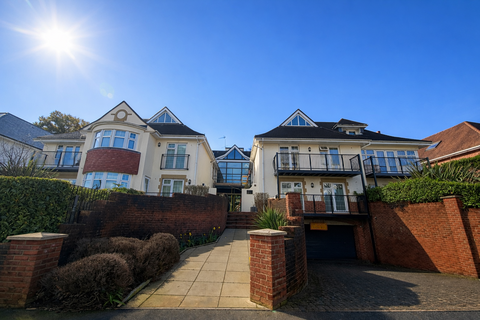 2 bedroom flat to rent, Penn Hill Avenue, Poole