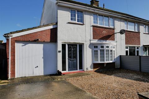 undefined, Baydon Grove, Calne