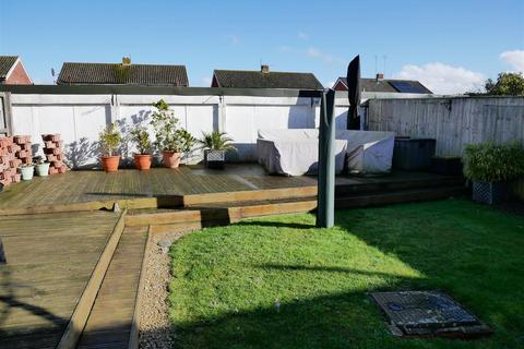 3 bedroom semi-detached house for sale, Baydon Grove, Calne