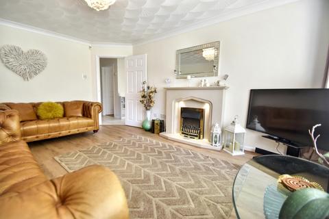 3 bedroom bungalow for sale, Beacon Park Drive, Skegness, PE25
