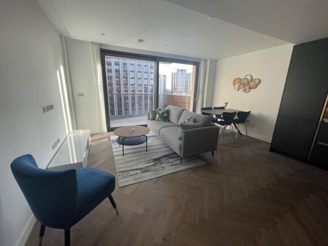 1-segrave-walk-w2-1bn-1022422