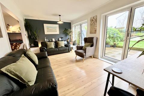 undefined, Manor Way, Helston TR13