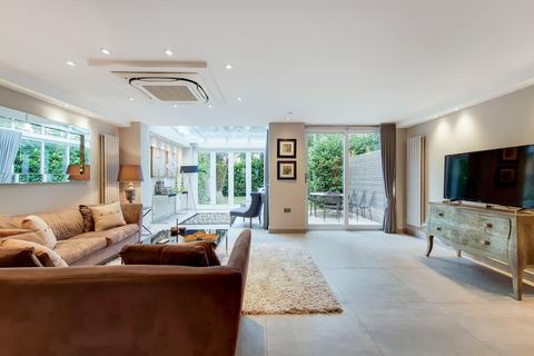 undefined, St John's Wood, London NW8