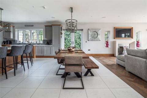 undefined, Yew Tree Way, Prestbury, Macclesfield, Cheshire, SK10