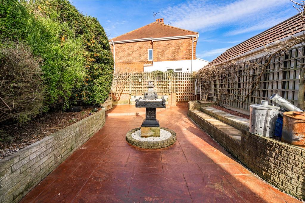 Garden (2)