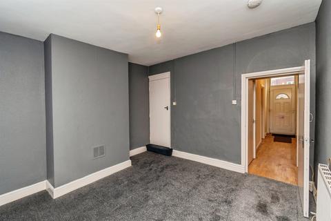 3 bedroom terraced house for sale, Queen Street, Bilston