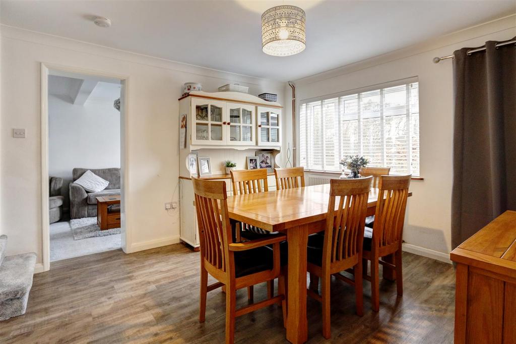 Dining Room.jpg