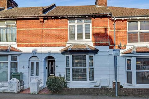 2 bedroom terraced house for sale, Sussex Avenue, Ashford