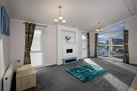 2 bedroom lodge for sale, Staynall Nr Hambleton