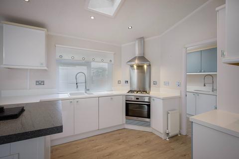 2 bedroom lodge for sale, Staynall Nr Hambleton