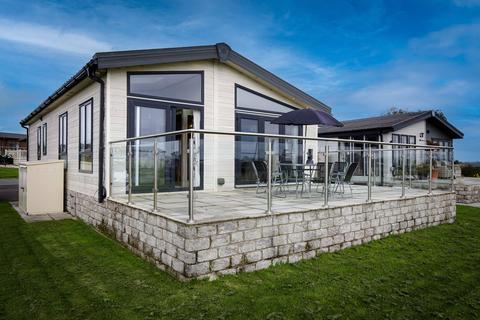 2 bedroom lodge for sale, Staynall Nr Hambleton