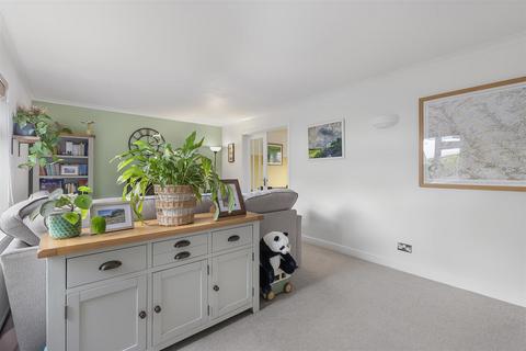 4 bedroom detached house for sale, Greenhow Park, Burley In Wharfedale LS29