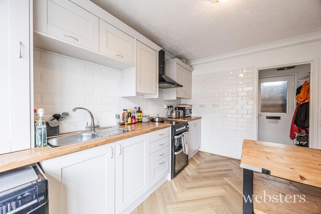 Kitchen / Breakfast Room