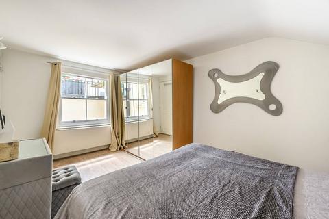 2 bedroom flat to rent, Queens Gate, South Kensington, London, SW7