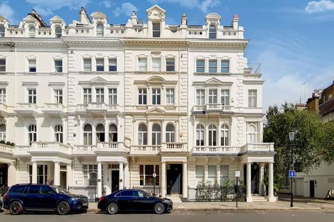 Queens Gate Terrace, South Kensington, London, SW7