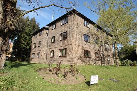 1 bedroom flat to rent, Woking GU22