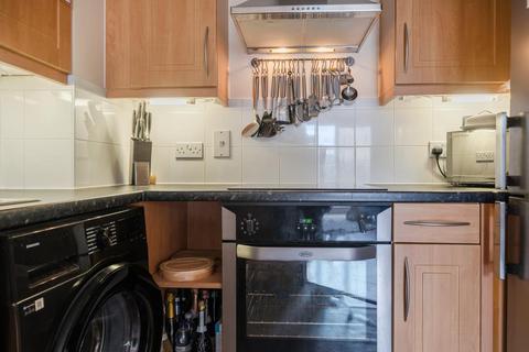 2 bedroom property for sale, Maidenhead,  Berkshire,  SL6