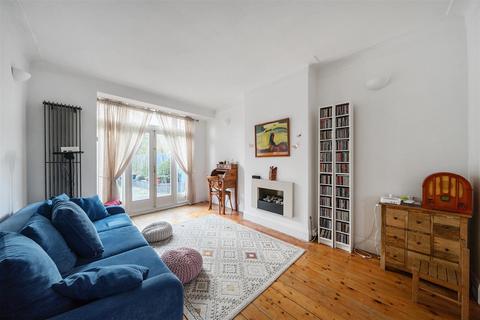 4 bedroom semi-detached house for sale, Norbiton Avenue, Kingston upon Thames KT1