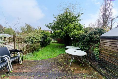 3 bedroom terraced house to rent, Fowlers Walk, Ealing, London, W5