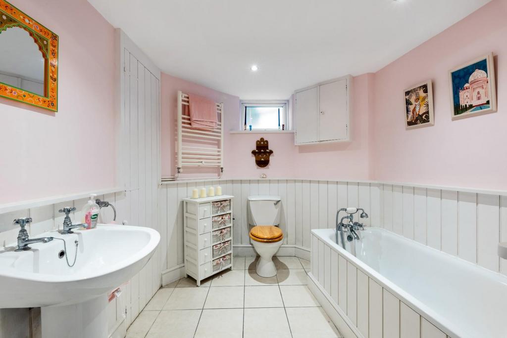 6 Frankley Terrace Bath, BA1 6 DP-12.jpg