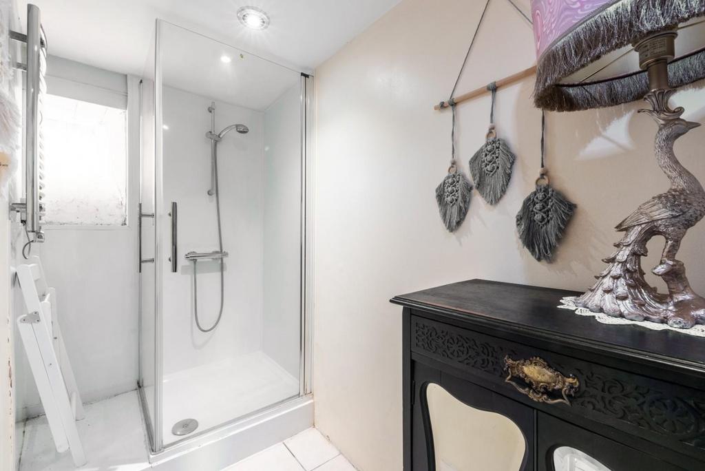 6 Frankley Terrace Bath, BA1 6 DP-13.jpg