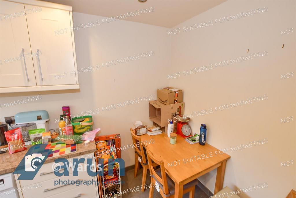 Kitchen / Breakfast Room