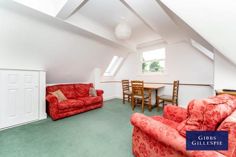 undefined, Hamilton Road, London, W5