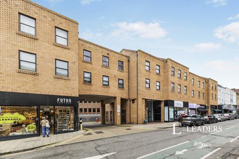 2 bedroom flat to rent, Fife Road, Kingston upon Thames, KT1