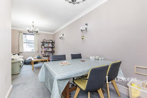 2 bedroom flat to rent, Fife Road, Kingston upon Thames, KT1