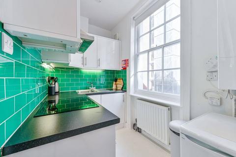 Studio to rent, Sandwich Street, Bloomsbury, London, WC1H