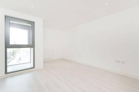 1 bedroom flat to rent, Great West Quarter, Brentford, TW8