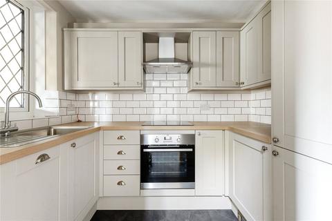 3 bedroom semi-detached house to rent, Chichester Road, Bognor Regis, West Sussex, PO21