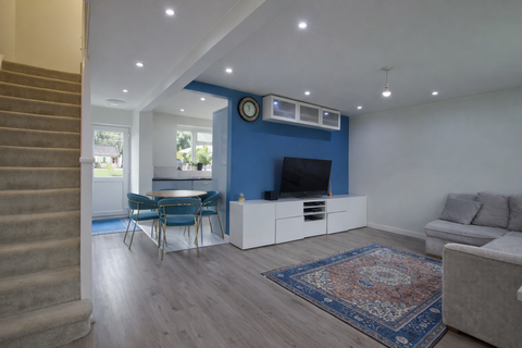 3 bedroom terraced house for sale, Birkdale Gardens, Watford WD19