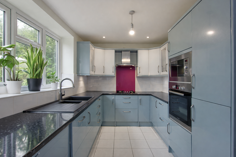 3 bedroom terraced house for sale, Birkdale Gardens, Watford WD19