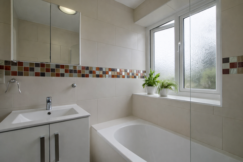 3 bedroom terraced house for sale, Birkdale Gardens, Watford WD19