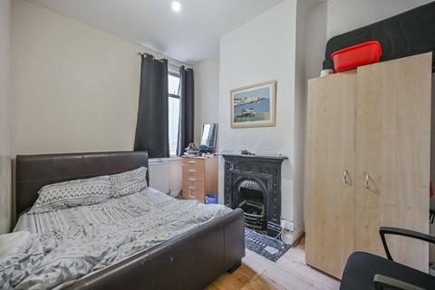 3 bedroom terraced house for sale, Seven Sisters Road, London, N15, Tottenham, London, N15