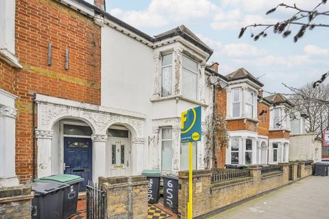 Seven Sisters Road, London, N15, Tottenham, London, N15