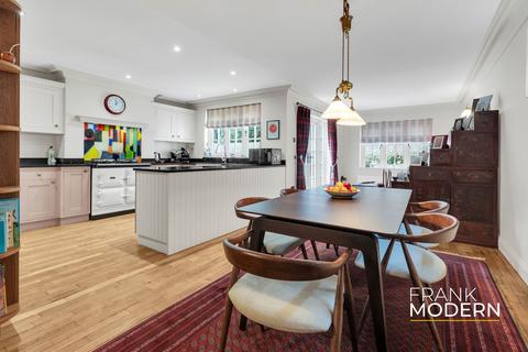 undefined, Oundle Road, Orton Longueville, PE2