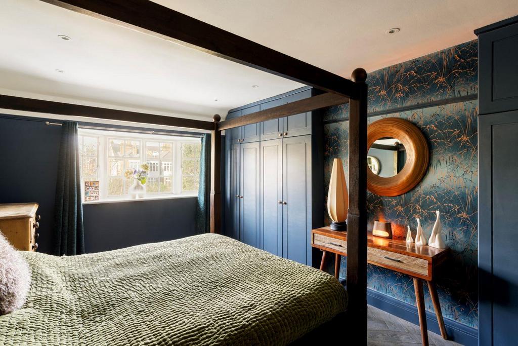 Eastbourne Road, W4 - FOR SALE