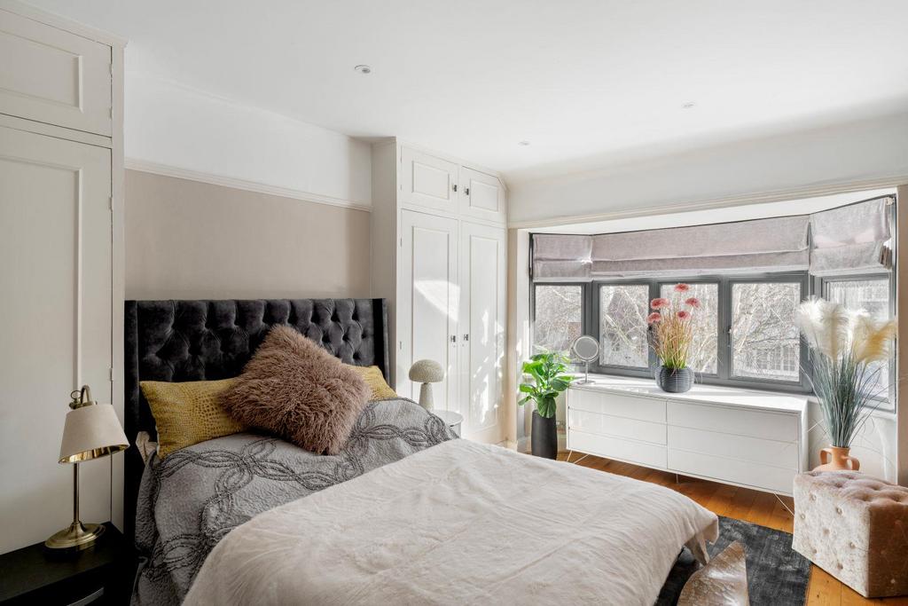Eastbourne Road, W4 - FOR SALE