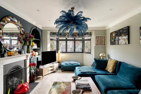 4 bedroom semi-detached house for sale, Eastbourne Road, Chiswick, W4