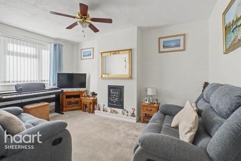 3 bedroom bungalow for sale, Summerville Avenue, Minster