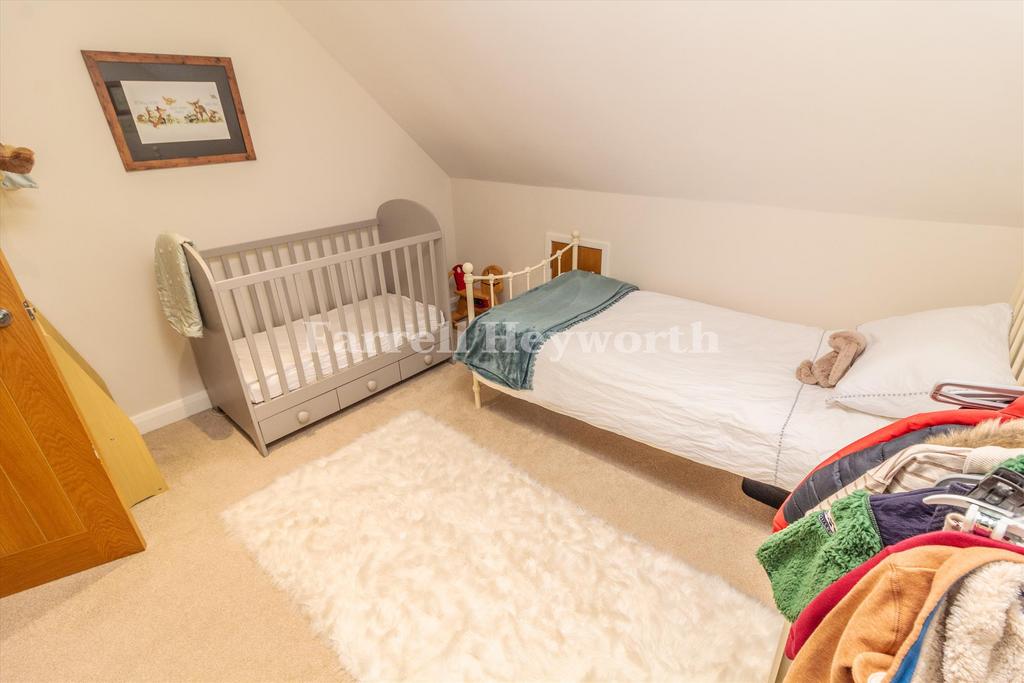 Bedroom 2 image 2