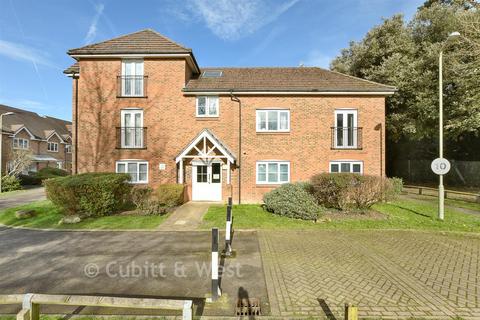 undefined, Kingsfield Way, Redhill RH1